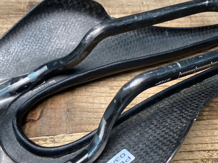 JG585 セライタリア SELLE ITALIA SLR TEKNO FLOW サドル カーボンレール 黒