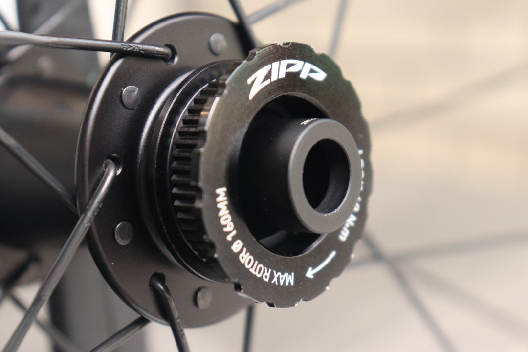 ジップ ZIPP 303 ファイアクレスト ディスク Firecrest DISC カーボン チューブレス ホイールセット シマノ11S/12S ワイドリム 25C フックレス 【横浜店】