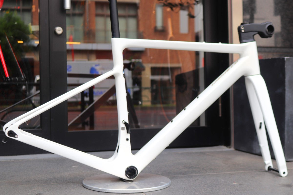 KDZc9J1zt2HBw8t2nG4gSQxBybChSI