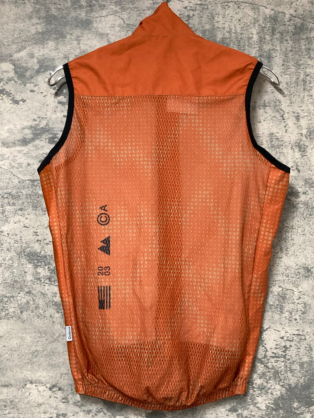 JW691 ケイデンス Cadence サイクルベスト ジレ オレンジ XS