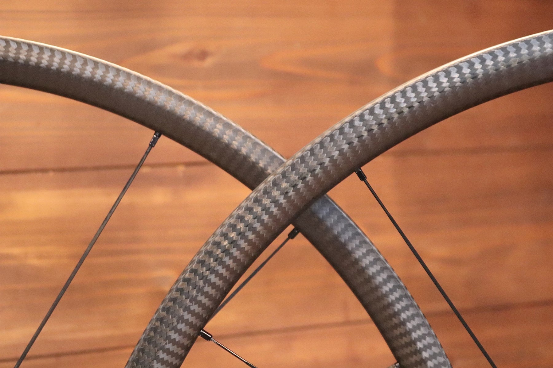 LWC WHEELS 88mm SLクリンチャーホイール　新品未使用品　シマノ用 LWC カーボン クリンチャー ホイールセット シマノ12/11Sフリー