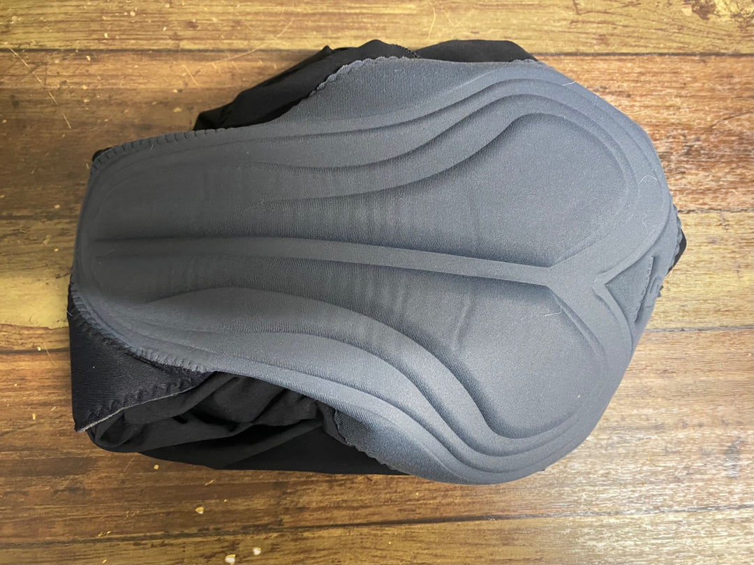 JQ755 エチュオンド ETXEONDO ビブショーツ 黒 S