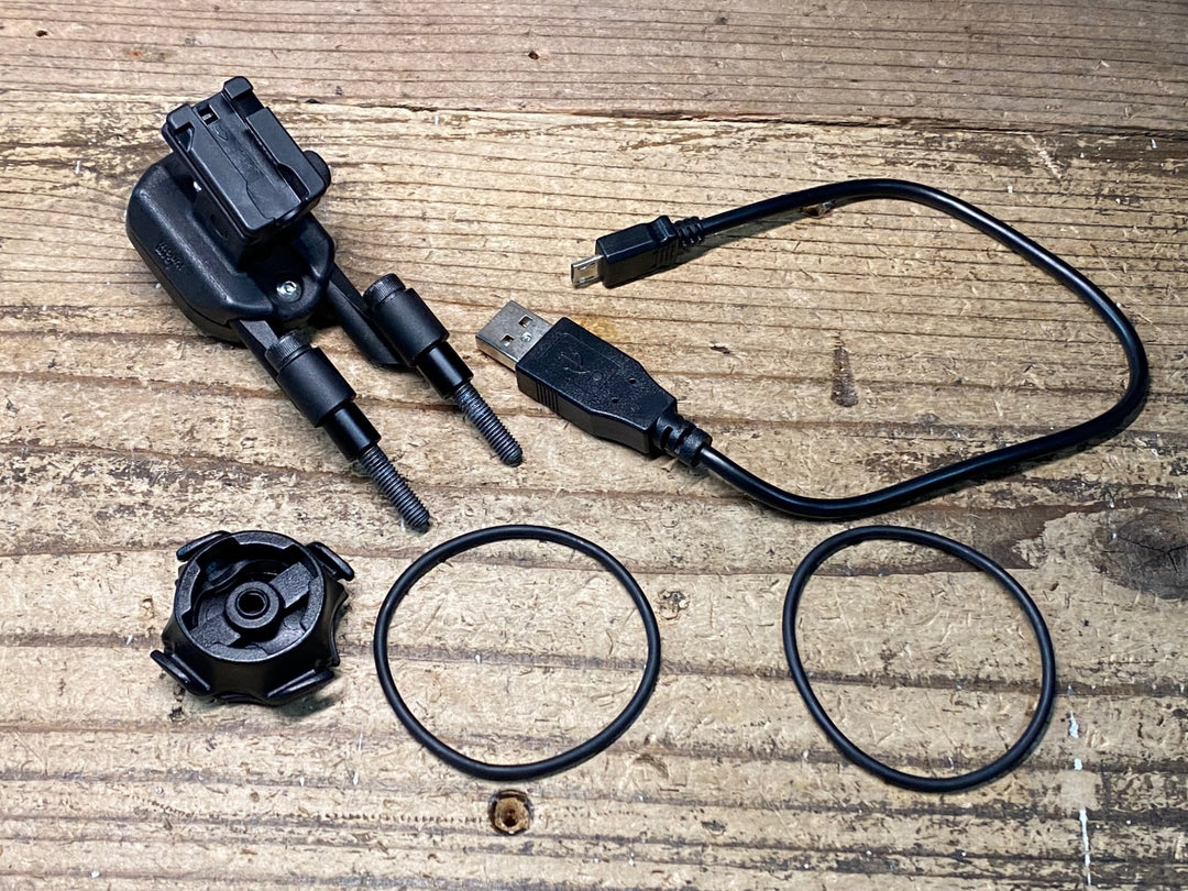 IR099 レザイン LEZYNE MACRO PLUS GPS サイクルコンピューター 黒 動作確認済