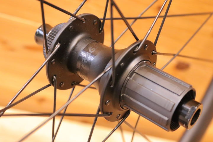 ボントレガー BONTRAGER アイオロス AEOLUS ELITE 35 TLR DISC シマノ 11S/12S 21C カーボン チューブレスレディ ロードバイク ホイールセット 【広島店】