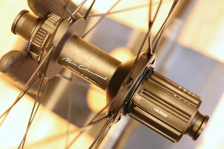 DT SWISS PRC 1100 DICUT 24 MON CHASSERAL カーボン チューブレスレディ ホイールセット シマノ 11S/12S 【芦屋店】