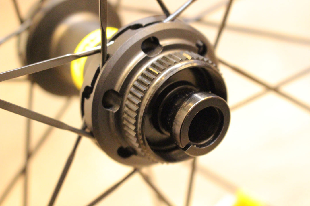 マヴィック MAVIC コスミック COSMIC SL45 DISC カーボン チューブレスレディ フロントホイール 19C 【名古屋店】