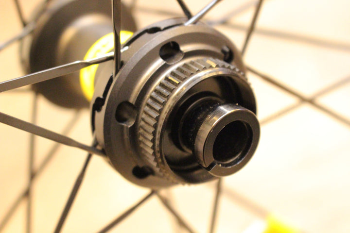 マヴィック MAVIC コスミック COSMIC SL45 DISC カーボン チューブレスレディ フロントホイール 19C 【名古屋店】