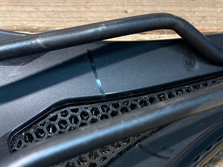 JQ830 フィジーク fizik ヴェント アルゴ VENTO ARGO R3 ADAPTIVE kiumレール 黒 150mm