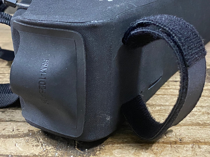 KO027 アピデュラ APIDURA レーシング フレームパック 防水 フレームバッグ 2.4L