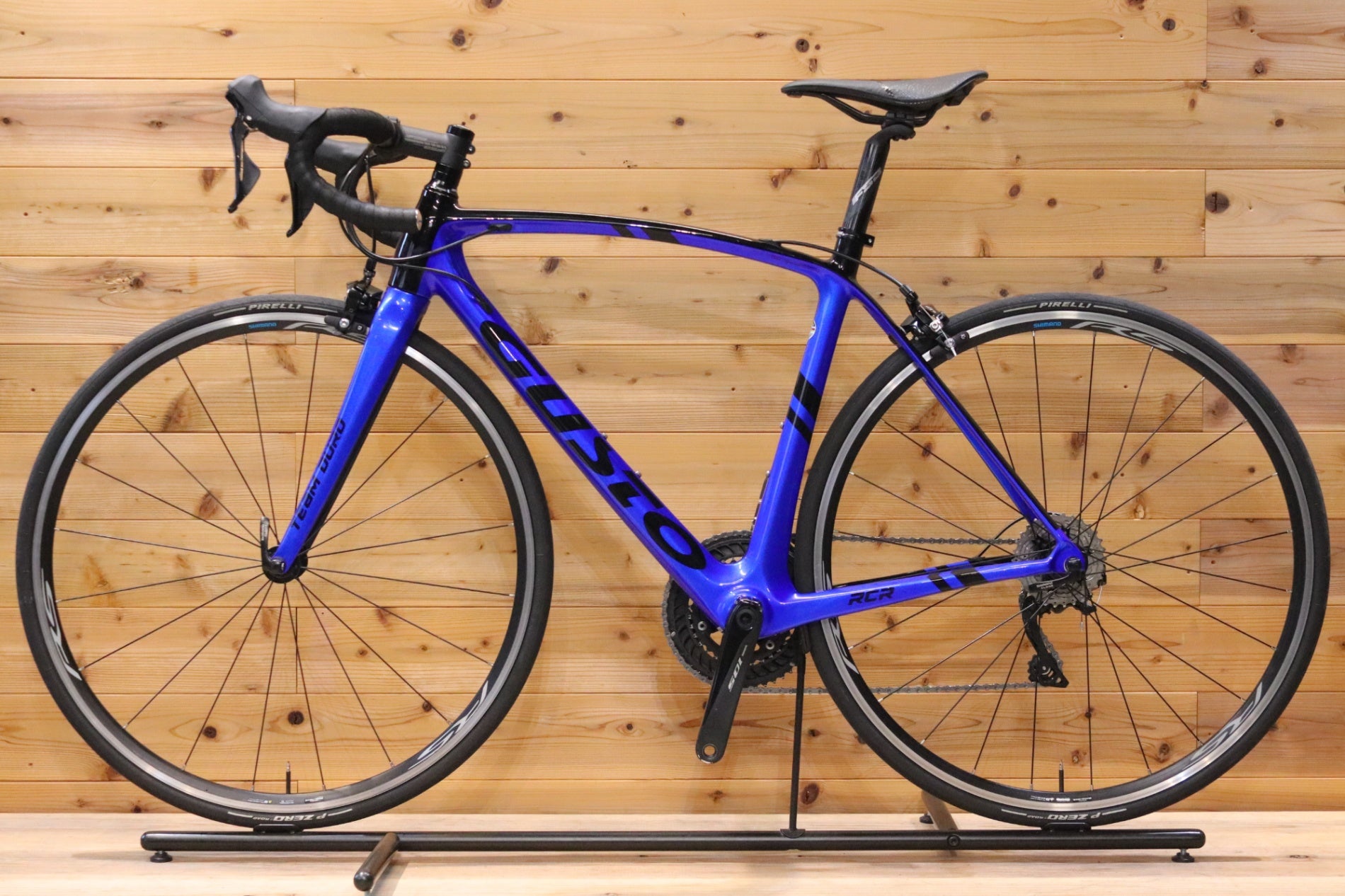 グスト GUSTO デューロ DURO SPORT EVO RCR TEAM 2022モデル Mサイズ
