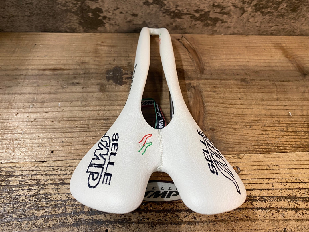 JP076 SELLE SMP FORMA サドル 白 137mm