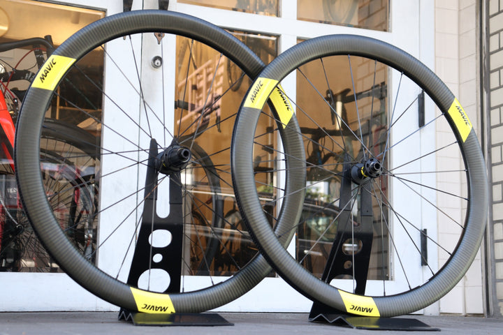 マヴィック MAVIC コスミック ディスク COSMIC SL45 DISC JAPAN LIMITED カーボン チューブレス ホイールセット シマノ 11/12S 19C 【横浜店】