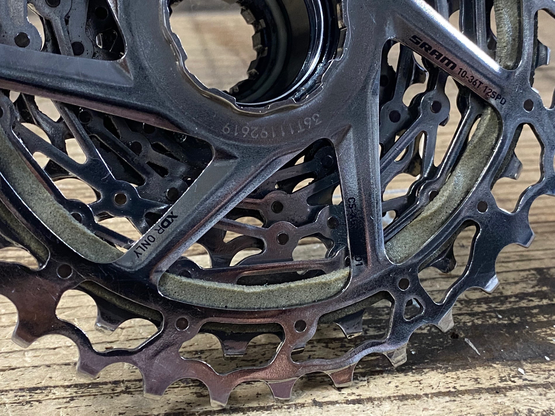 KC629 スラム SRAM CS-XG-1250-D1 スプロケット 10-36T 12S XDR – BICI