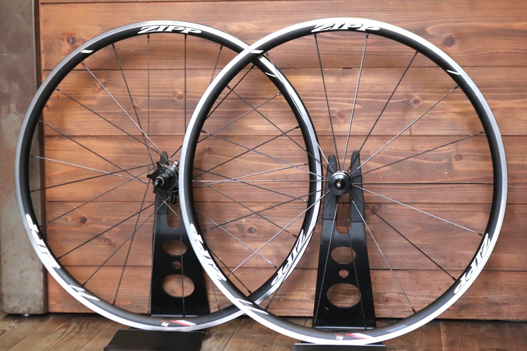 ~希少~ ZIPP ピスト用クリンチャーホイールセット ジップ ZIPP ファイアクレスト FIRECREST 404 カーボン クリンチャー