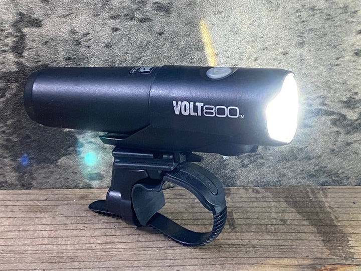 JY728 キャットアイ CATEYE VOLT800 フロントライト 点灯確認済み