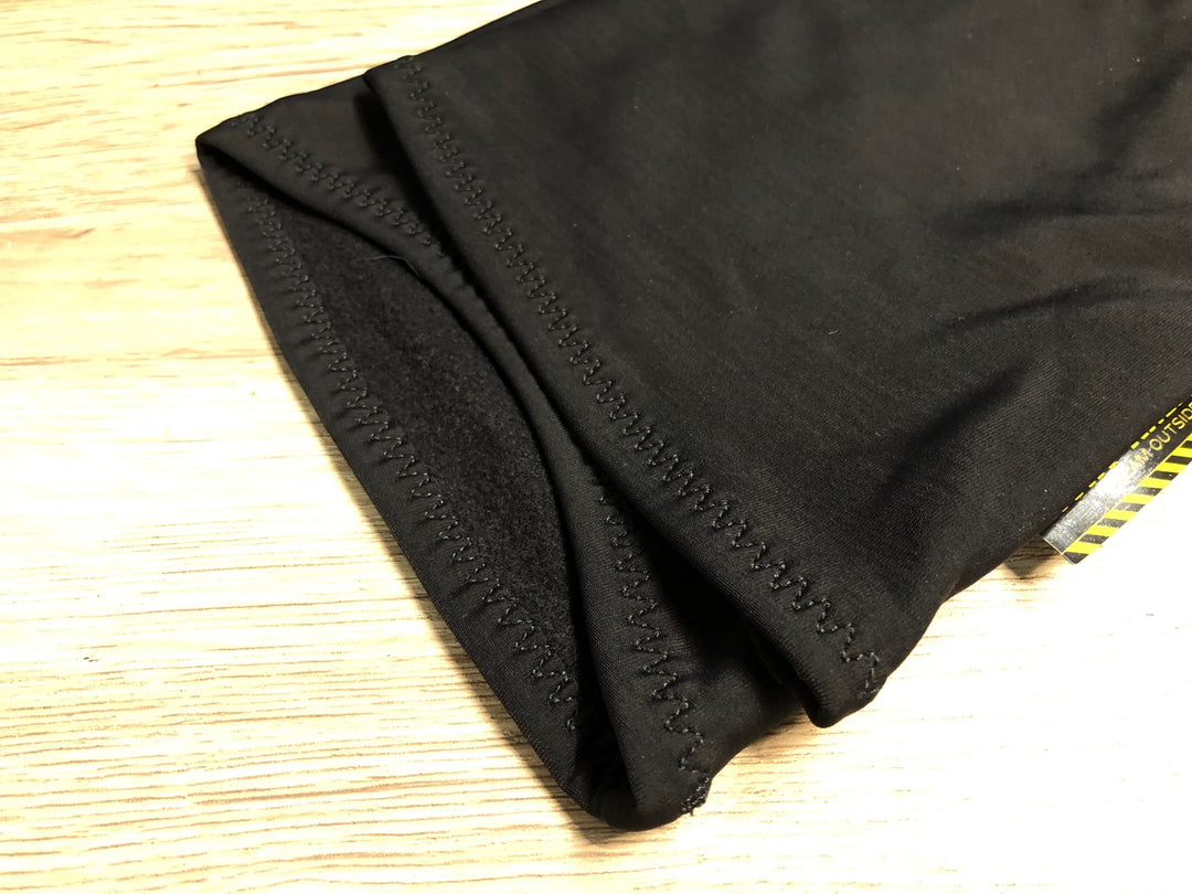 JN948 アソス assos ニーウォーマー 黒 I