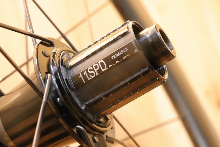 ジップ ZIPP 303 S カーボン チューブレスレディ ホイールセット シマノ 11S/12S フックレス 【芦屋店】