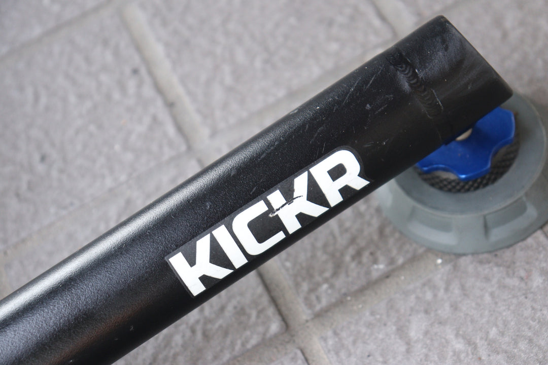 ワフー WAHOO キッカー KICKR V4 ダイレクトドライブ スマートトレーナー KICKR AXIS FEET付 【横浜店】