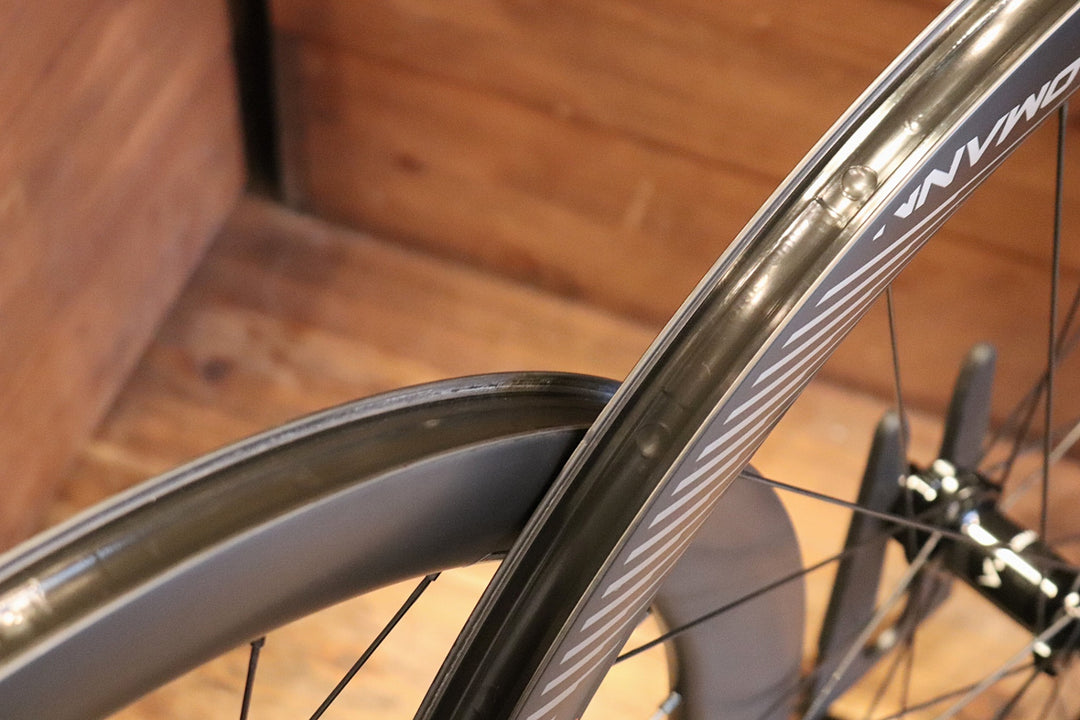 ヴェロマーン Velomann V50R Carbon カーボン チューブレスレディ 