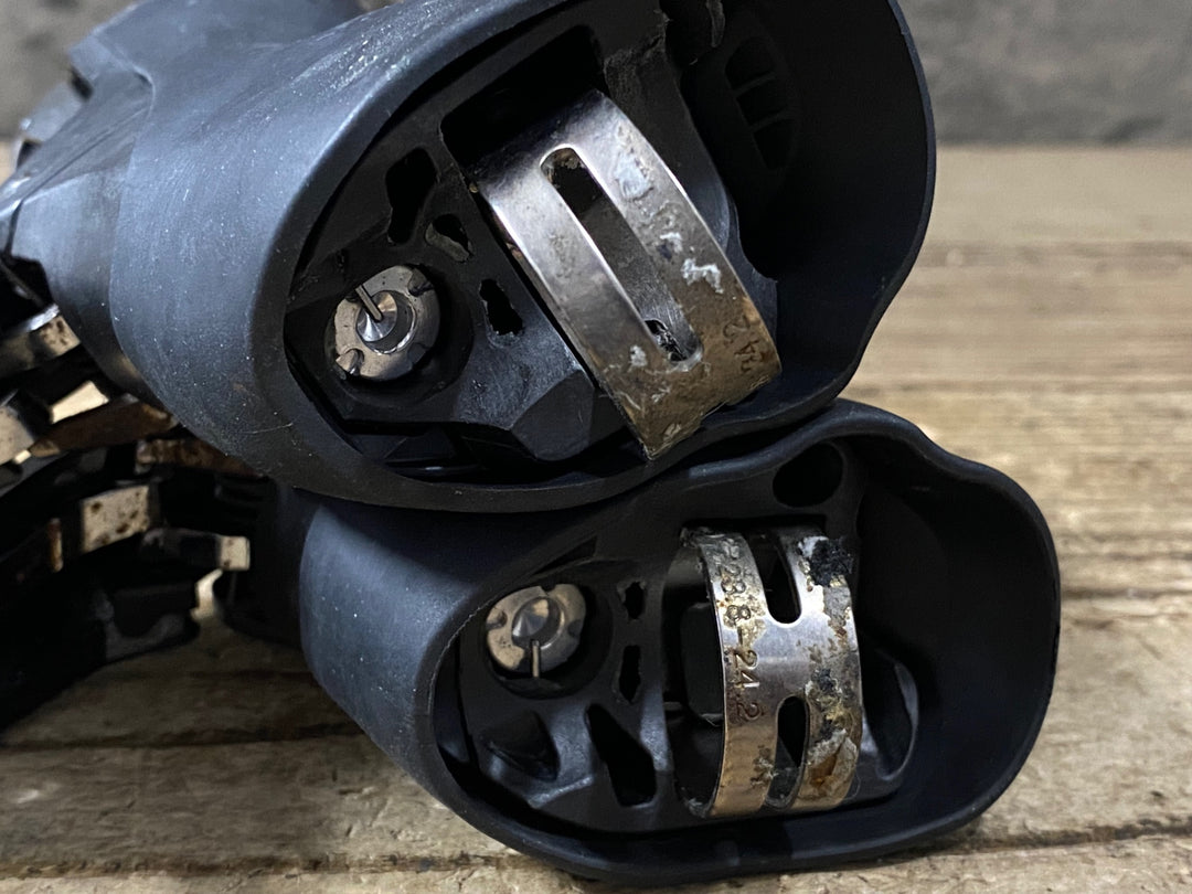 KC606 シマノ SHIMANO アルテグラ ULTEGRA ST-6800 STIレバー 2x11S ※右レバーケーブル固定不可のためジャンク