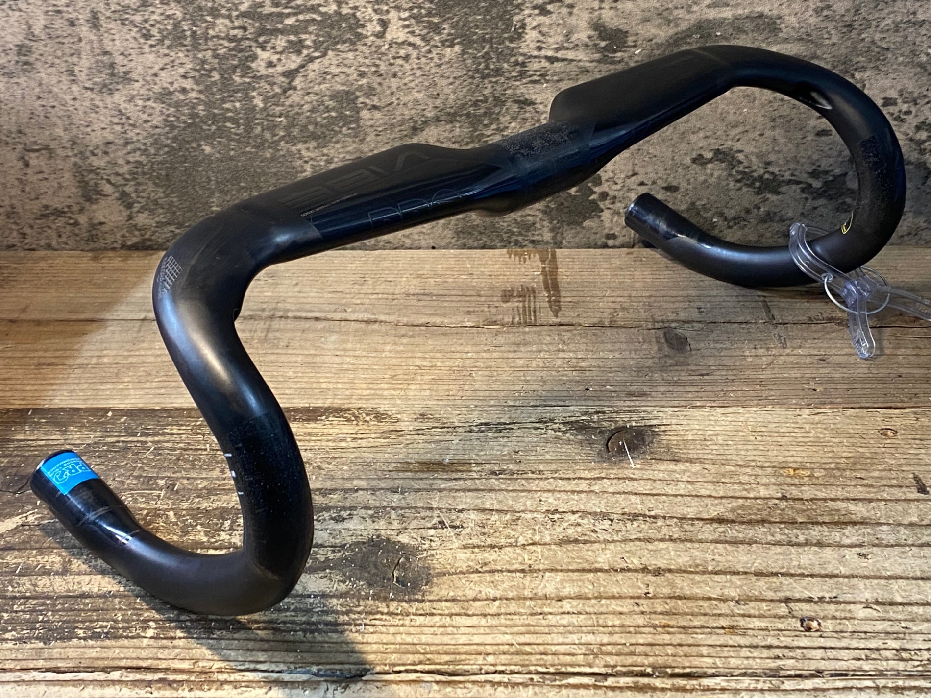 JF636 プロ PRO VIBE AERO CARBON SUPERLIGHT カーボン ドロップ
