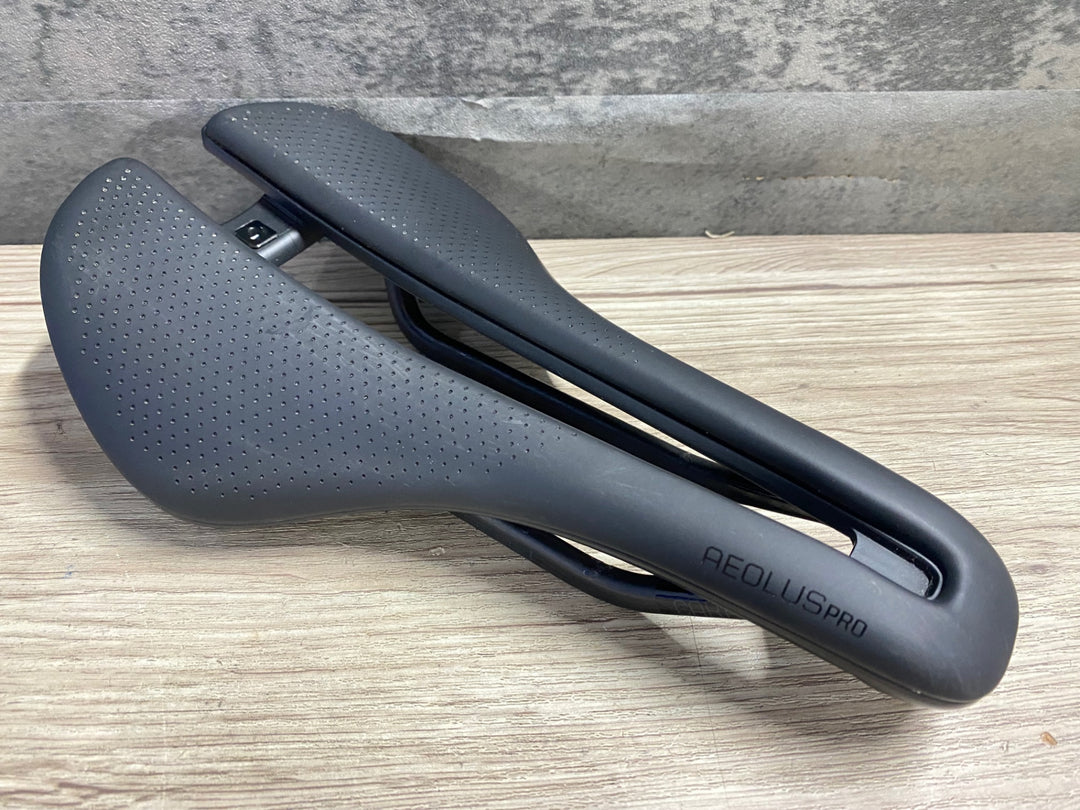 KI977 ボントレガー BONTRAGER AEOLUS PRO サドル 145mm カーボンレール ※ブリッジ割れのためジャンク