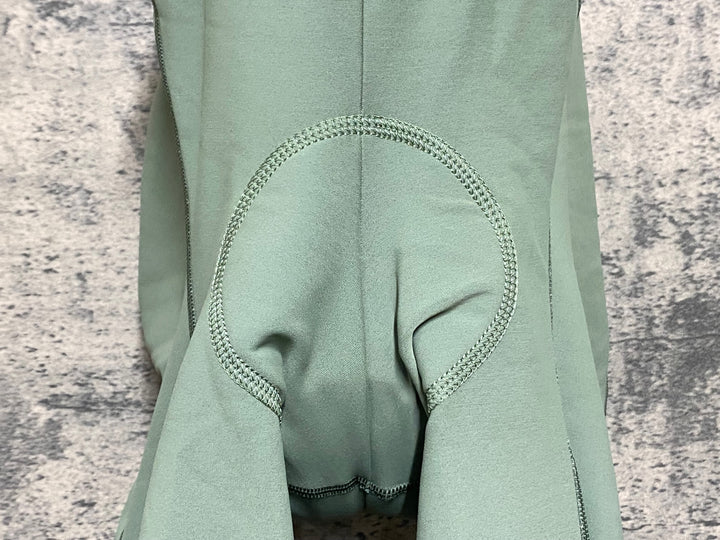 KM717 パスノーマルスタジオ PAS NORMAL STUDIOS ESSENTIAL THERMAL LONG BIBS ビブタイツ 緑 S 裏起毛