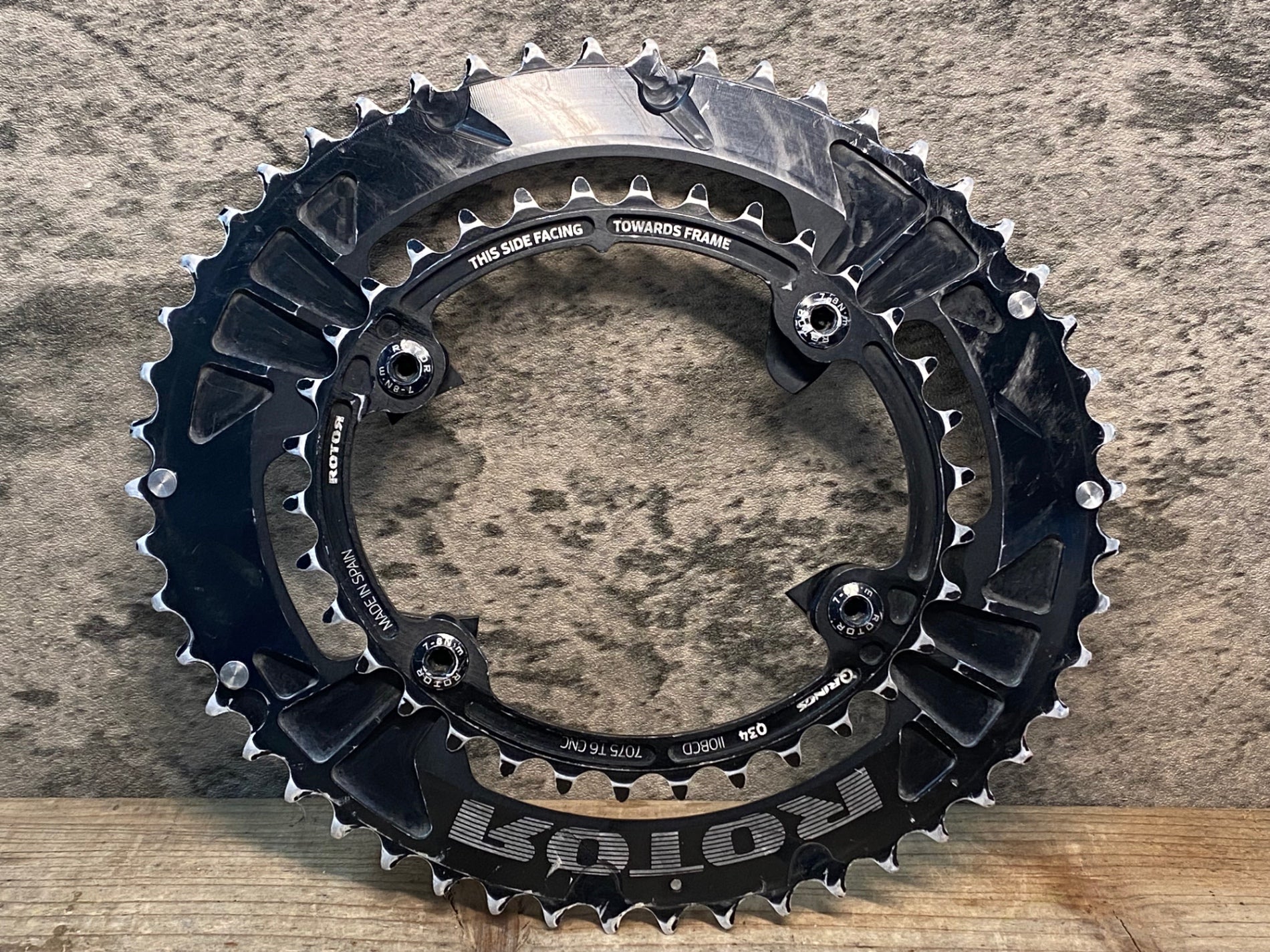 ROTOR Q-RINGS チェーンリング　楕円50T-34T ROTOR SYSTEM ( ローターシステム ) チェーンリング Q-RING OVAL