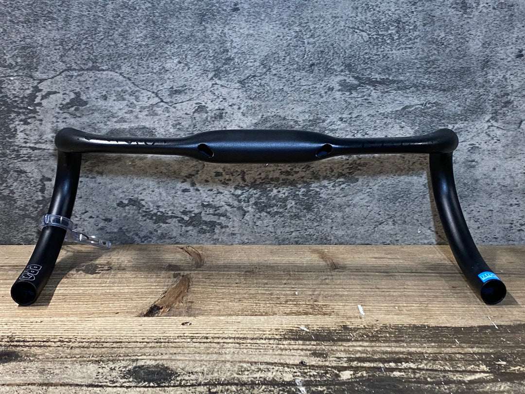 JP353 シマノ SHIMANO PRO VIBE エアロパシュート アルミ ドロップハンドル Φ31.8 ブラケットC-C380mm