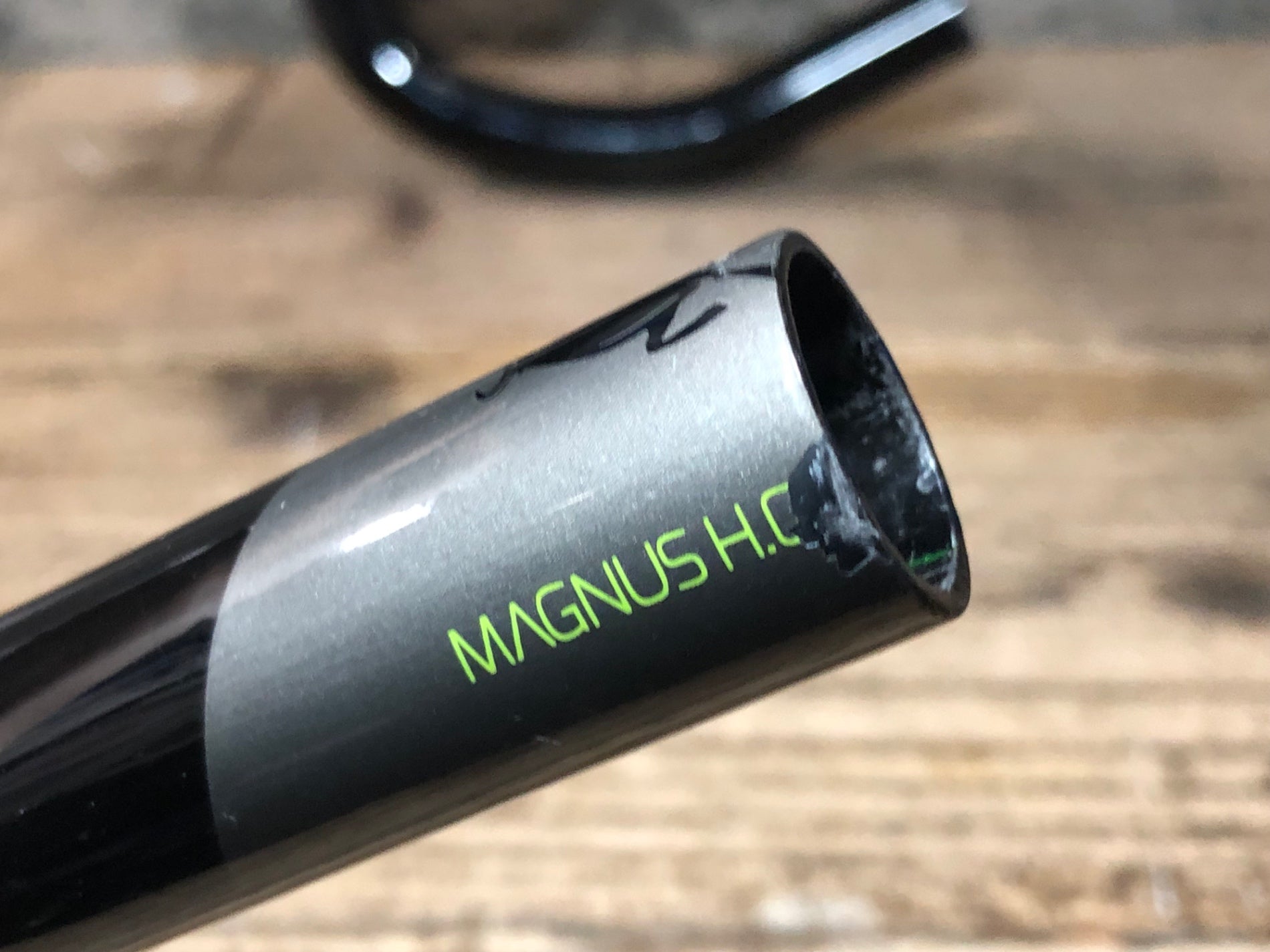 JV088 ウルサス URSUS マグナス MAGNUS H.01 カーボン ハンドルステム