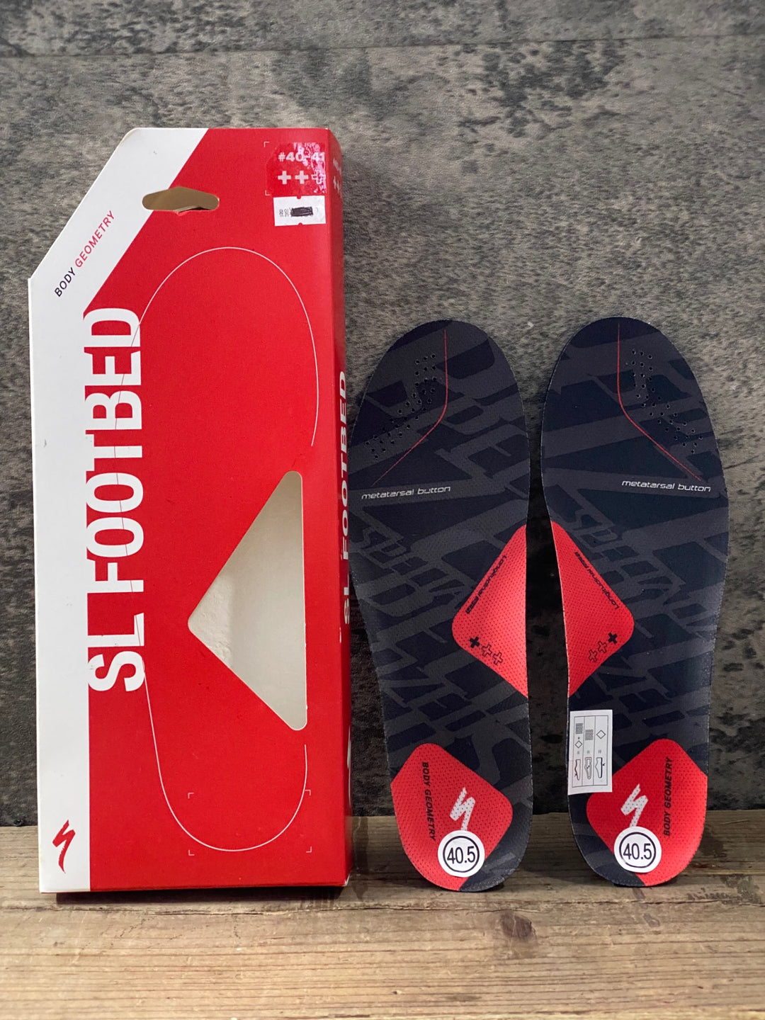KN629 スペシャライズド SPECIALIZED SL FOOTBED インソール 黒 赤 40.5