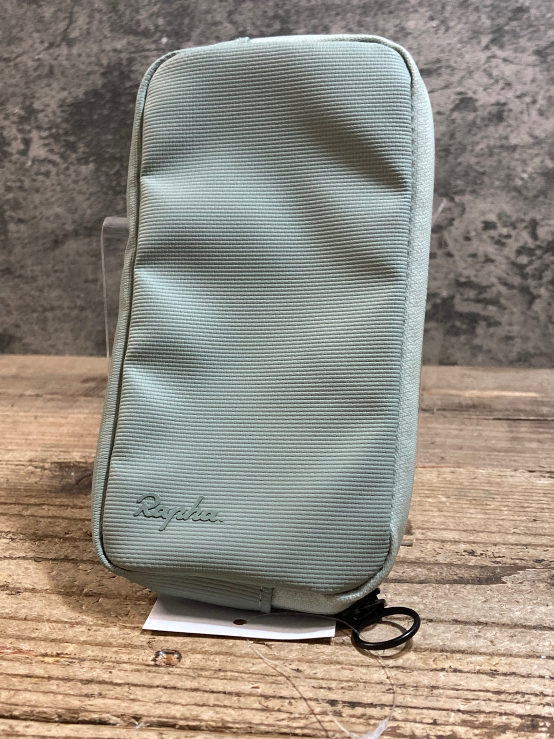 KB437 ラファ Rapha RAINPROOF ESSENCE CASE-LAGE サイクルポーチ