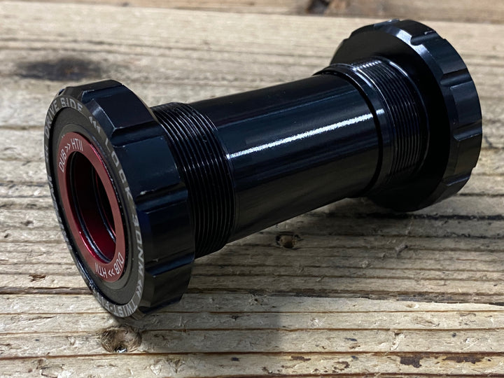 KM602 トライピーク TRIPEAK TWIST-FIT3-IN-1 コーテッドセラミック ボトムブラケット