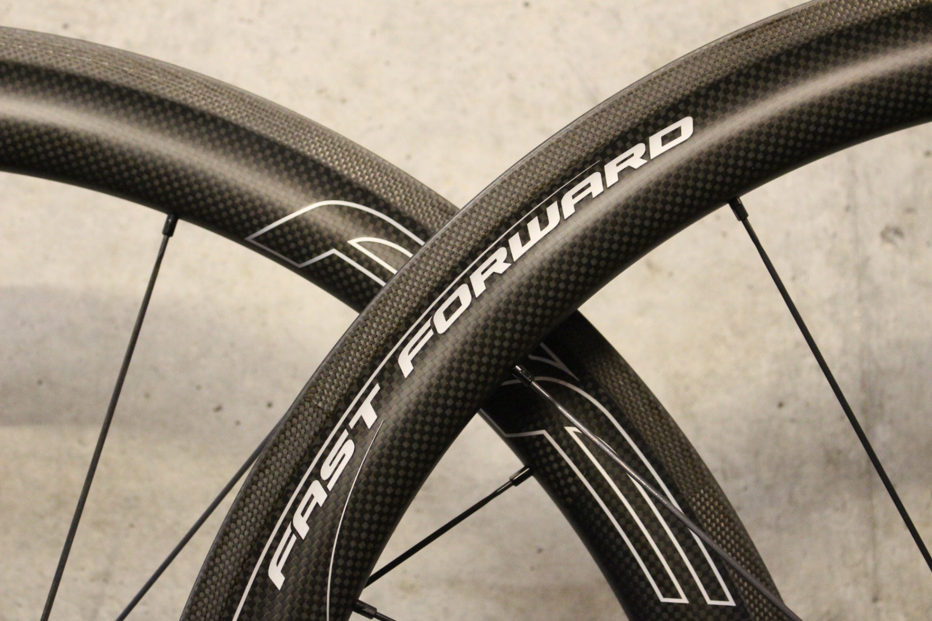 ファストフォワード FAST FORWARD FFWD F4R FCC DT350 カーボン