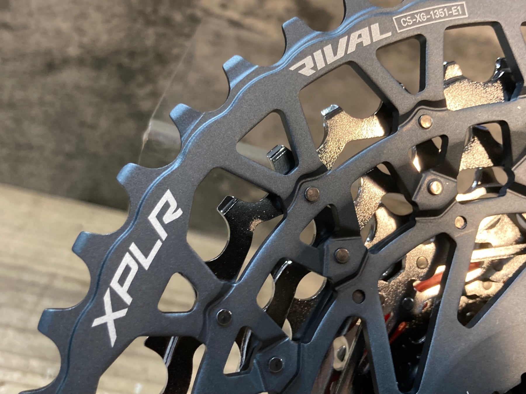 JP251 スラム SRAM ライバル RIVAL XPLR CS-XG1351-E1 XDR
