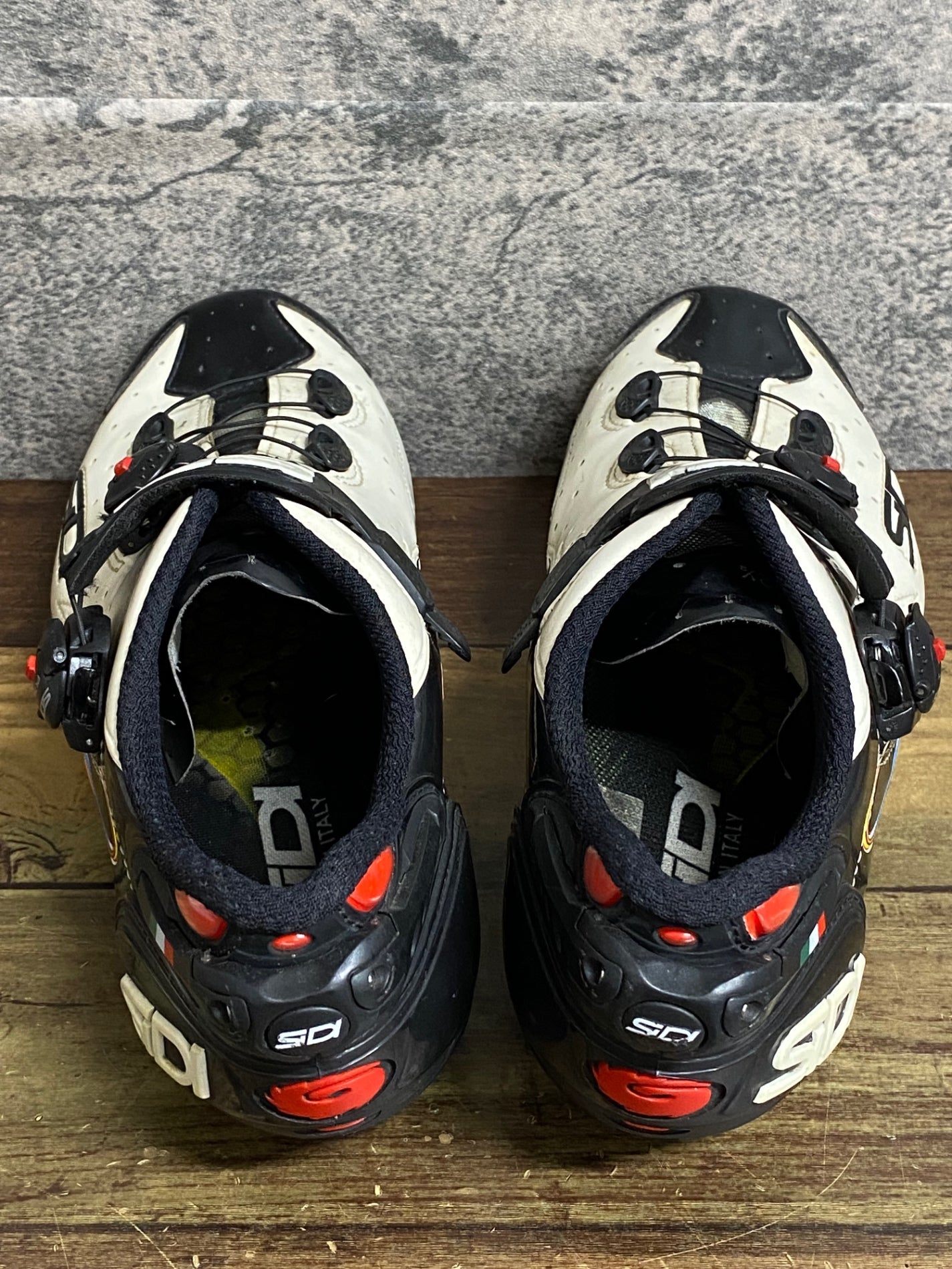 KD146 シディ SIDI ワイヤー WIRE CARBON ビンディングシューズ 3穴 白