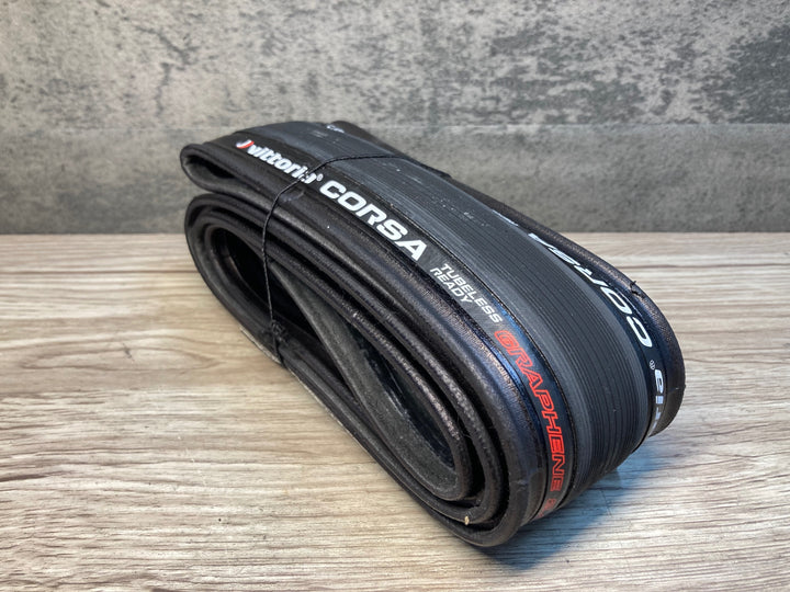 JK162 ヴィットリア vittoria コルサ CORSA GRAPHENE 2.0 チューブレスレディ タイヤ 700x25c 未使用