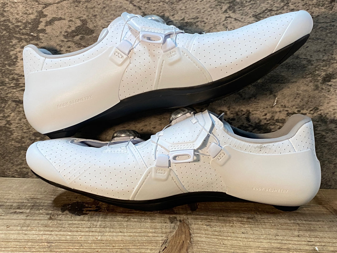 JM417 スペシャライズド SPECIALIZED エスワークス S-WORKS ARES 2 RD ビンディングシューズ 白 EU41.5 SPD-SL