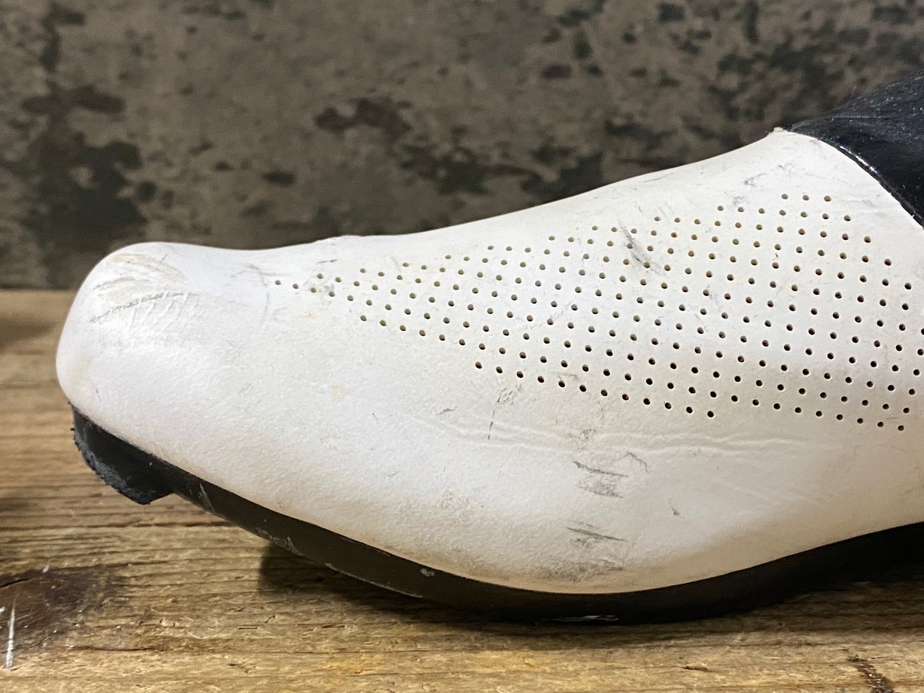 KL836 フィジーク fizik ARIA R3 SHOES ビンディングシューズ 3穴 BOA
