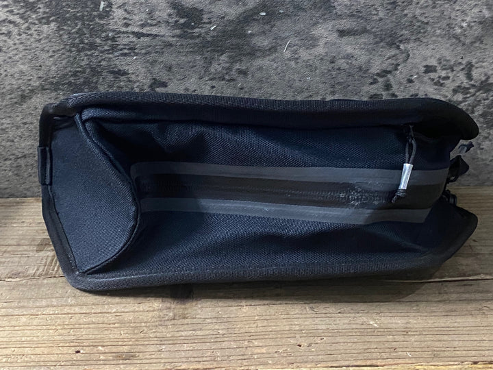 KL092 フィドロック FIDLOCK TWIST ESSENTIAL BAG フレームバッグ