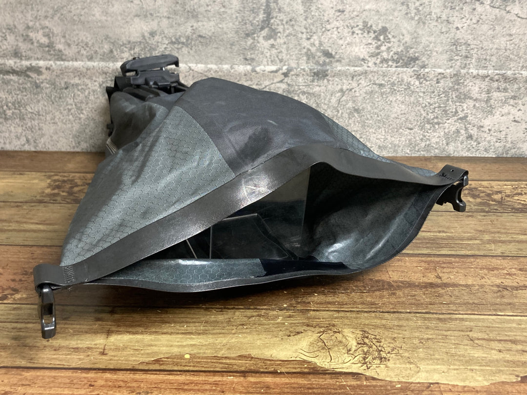 JX817 オルトリーブ ORTLIEB サドルバッグ２ 4.1L