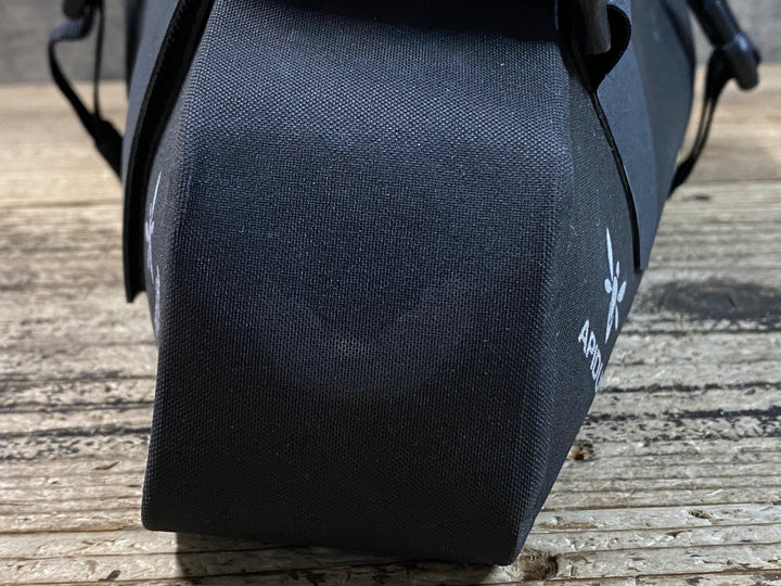 JT309 アピデュラ APIDURA レーシング サドルパック 黒 5L