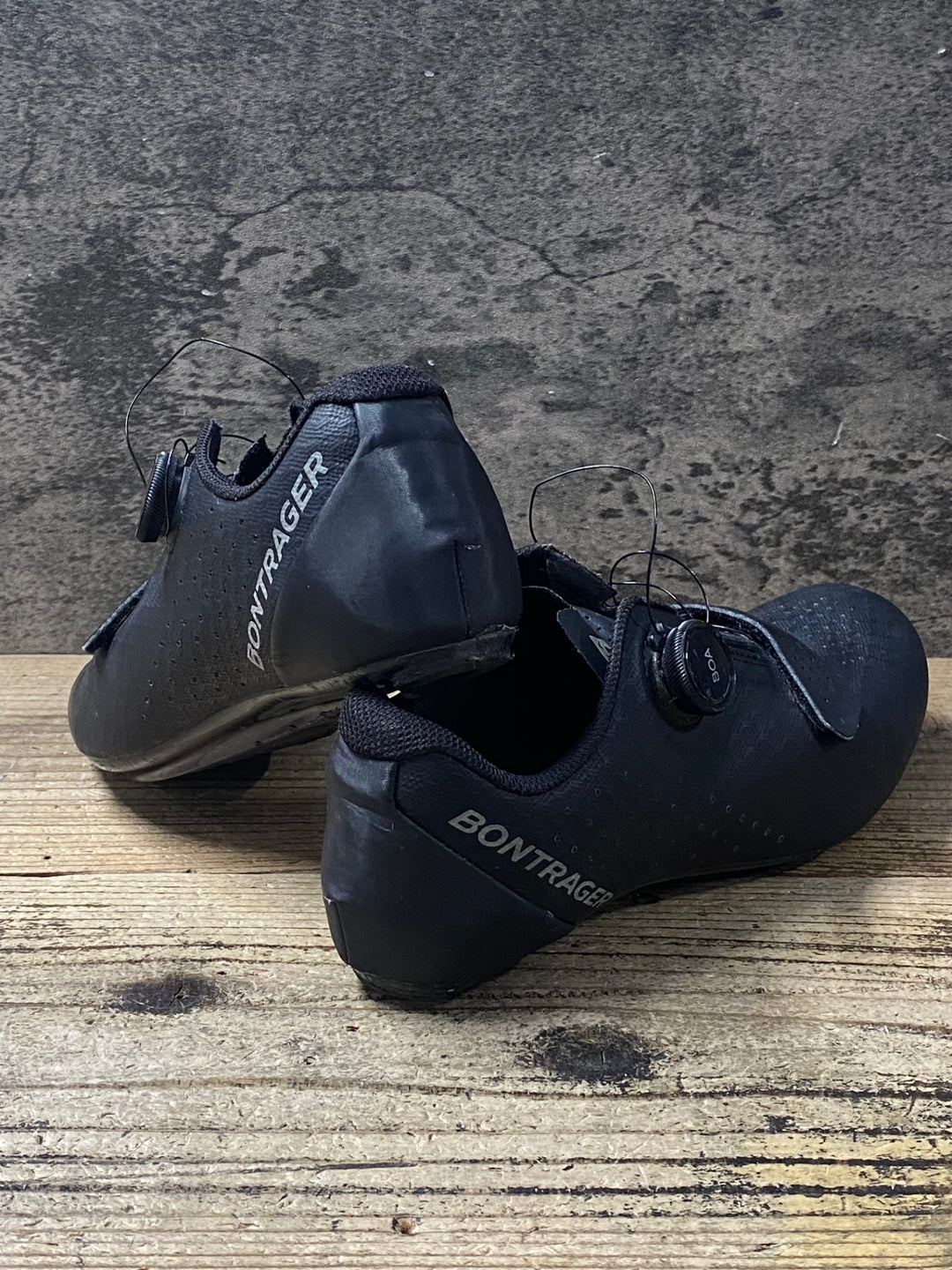 KD296 ボントレガー BONTRAGER CIRCUIT ROAD SHOES ビンディングシューズ 3穴 BOA 黒 EU41