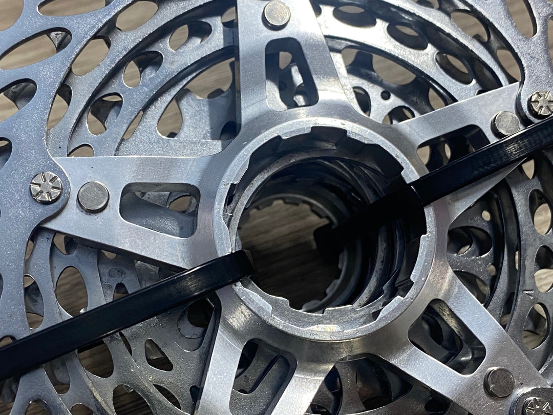 KE967 スラム SRAM PG-1070 スプロケット 11-32T 10S