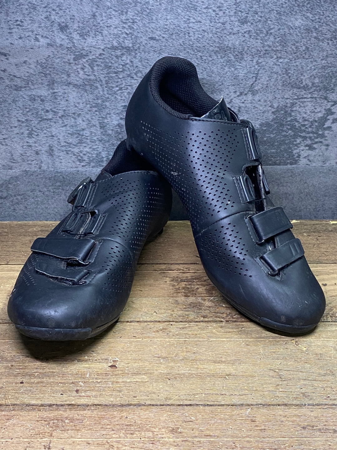 JJ156 フィジーク fizik R4 road shoes 黒 EU39 SPD-SL