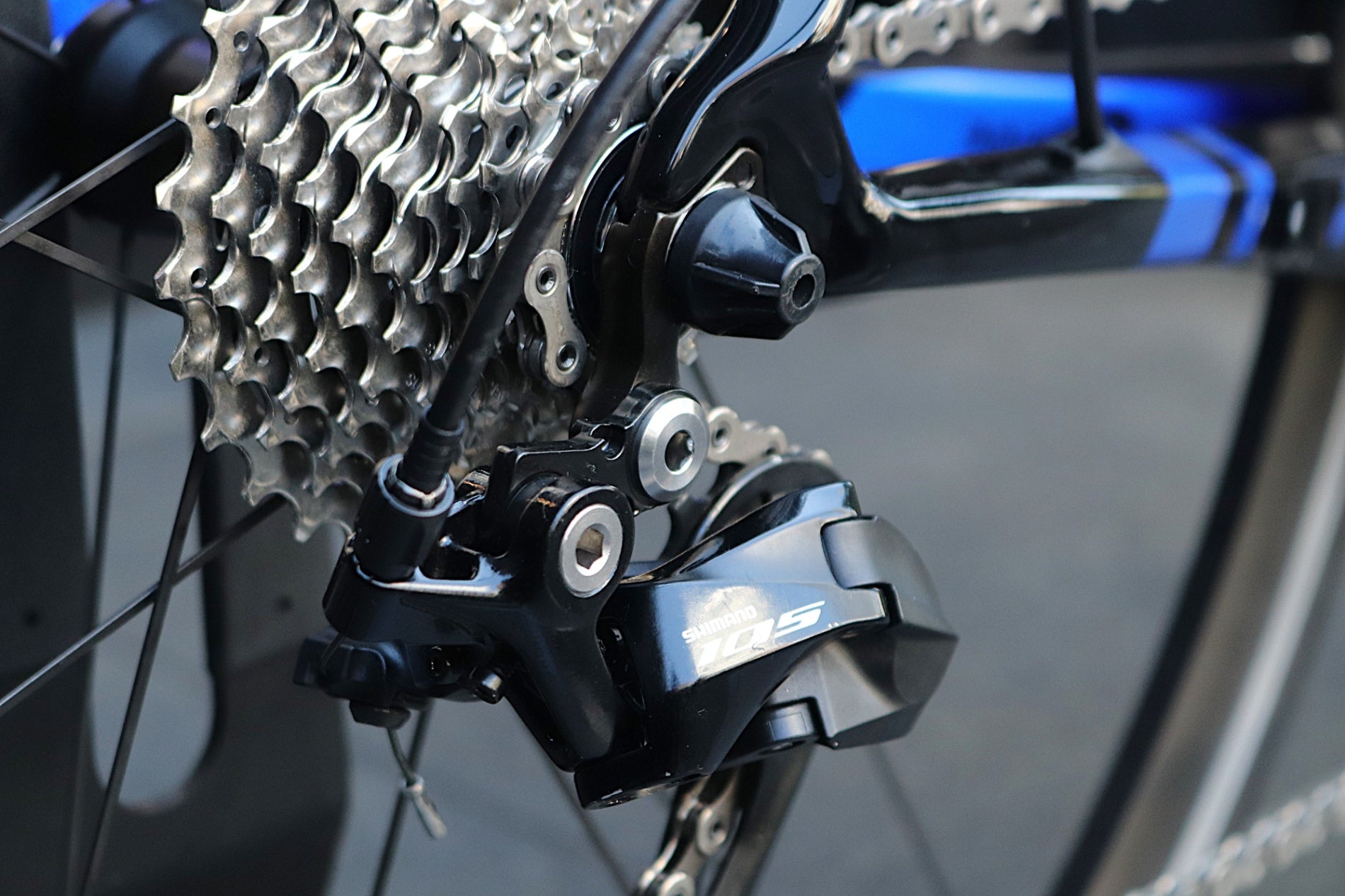 美品　GUSTO DURO SPORT EVO カーボンロードバイク 105 グスト GUSTO デューロ エヴォ DURO EVO SPORT DB 2023モデル Sサイズ