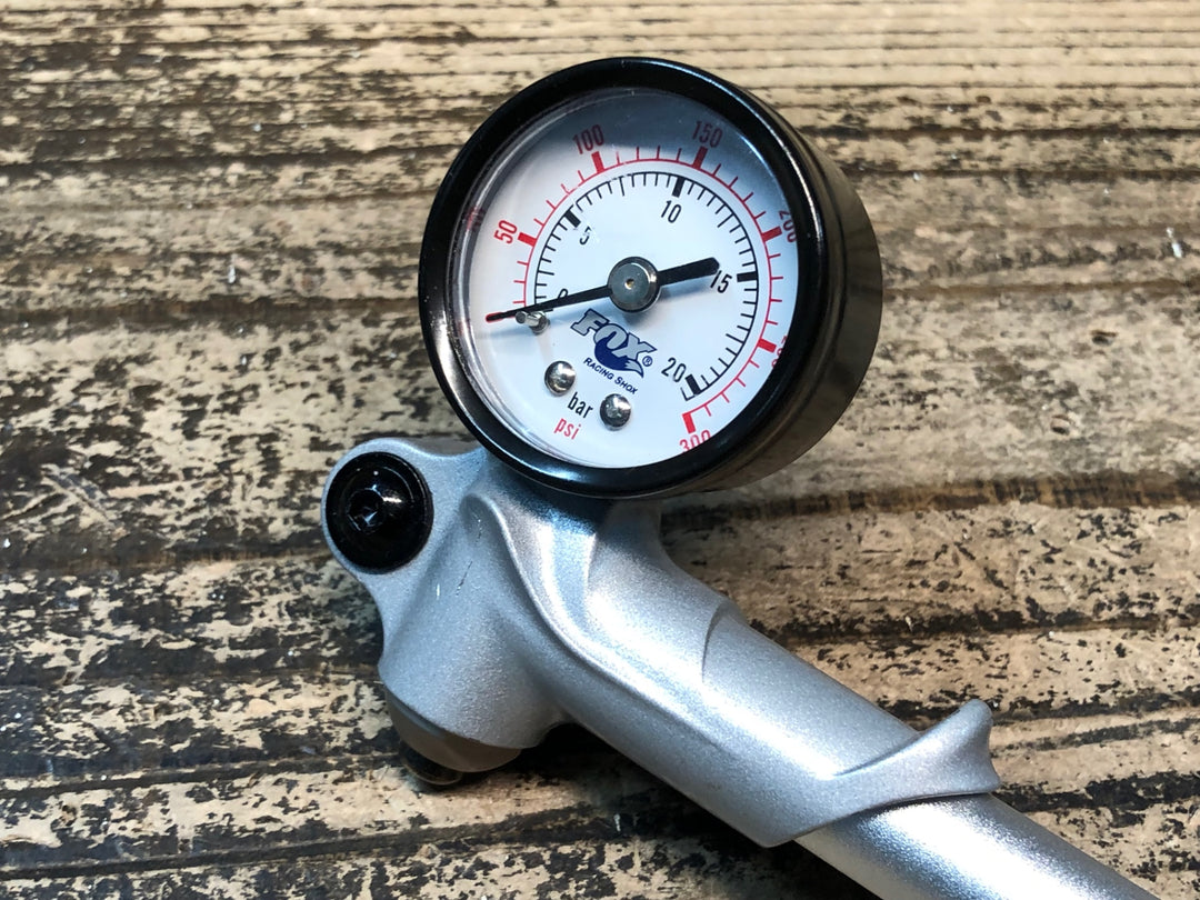JI576 フォックス FOX サスペンション ポンプ 300psi