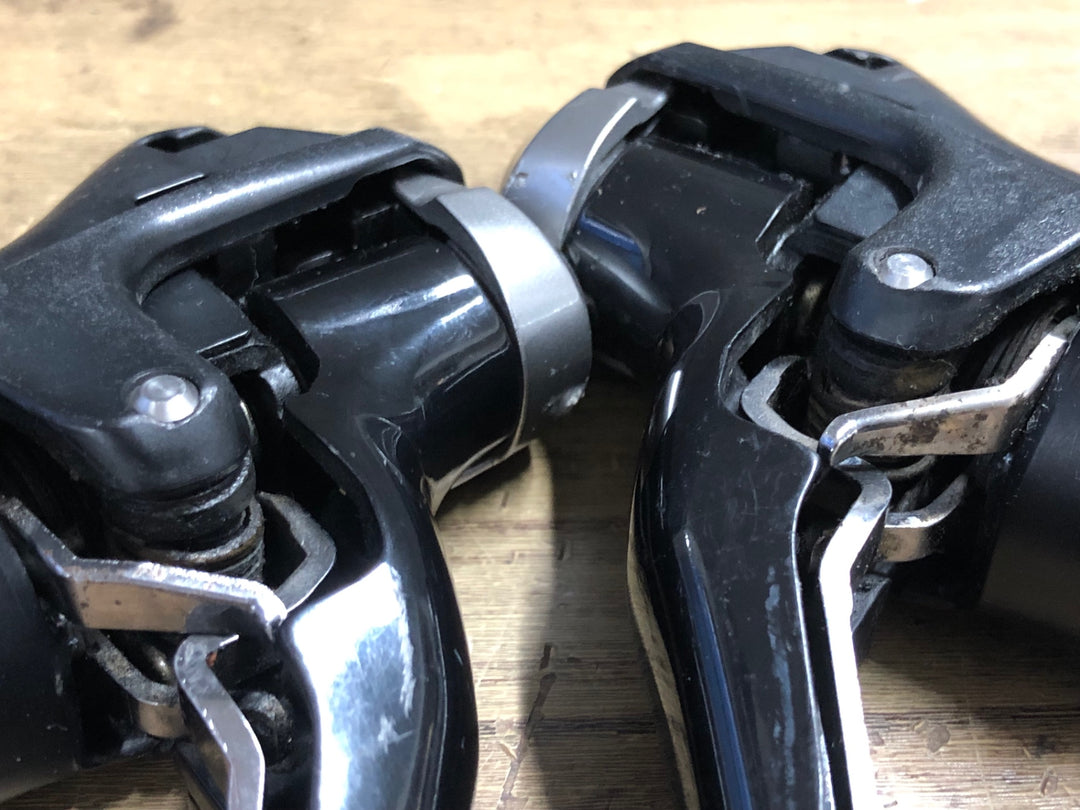 KC162 シマノ SHIMANO 105 ST-5800 STIレバー 2x11S ※ブラケットカバー欠品、プレート割れのためジャンク