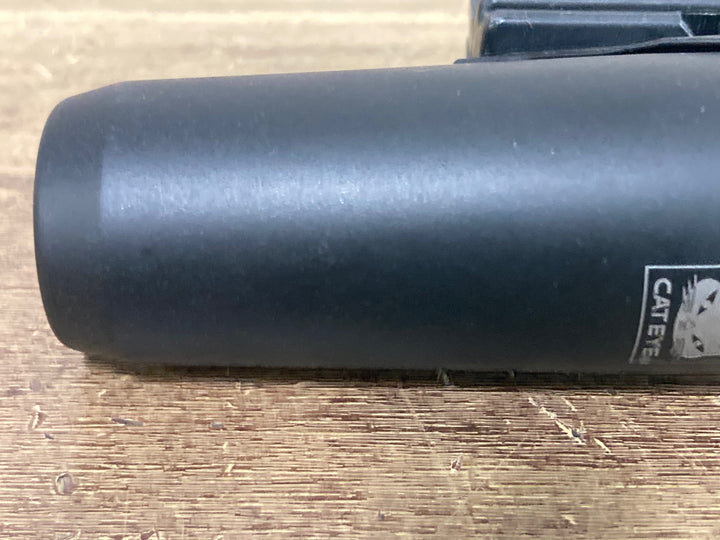 JS866 キャットアイ CATEYE VOLT400 フロントライト 点灯確認済み