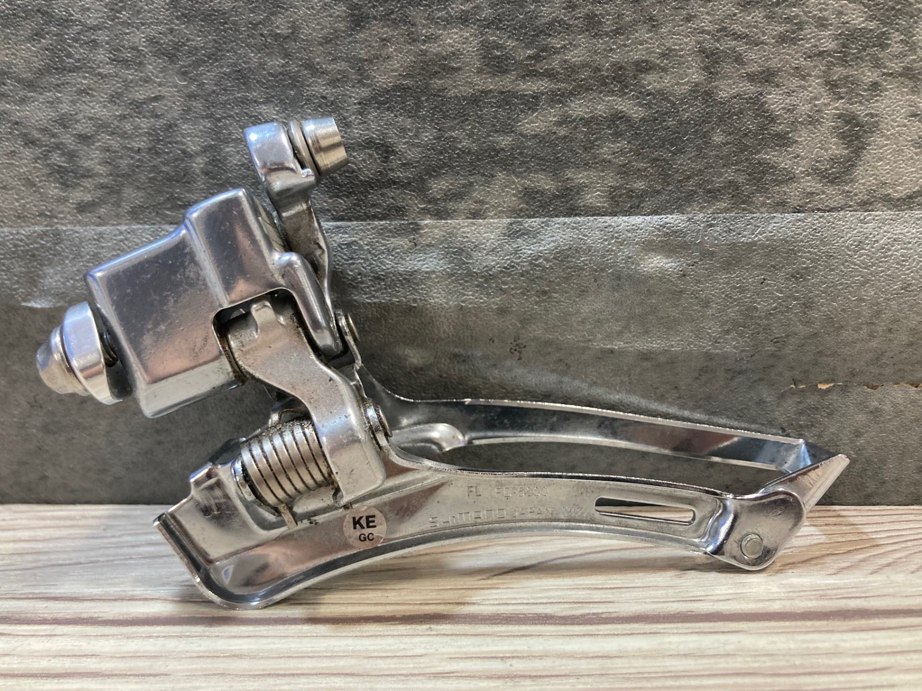 KI875 シマノ SHIMANO 105 FD-5600 直付 フロントディレイラー